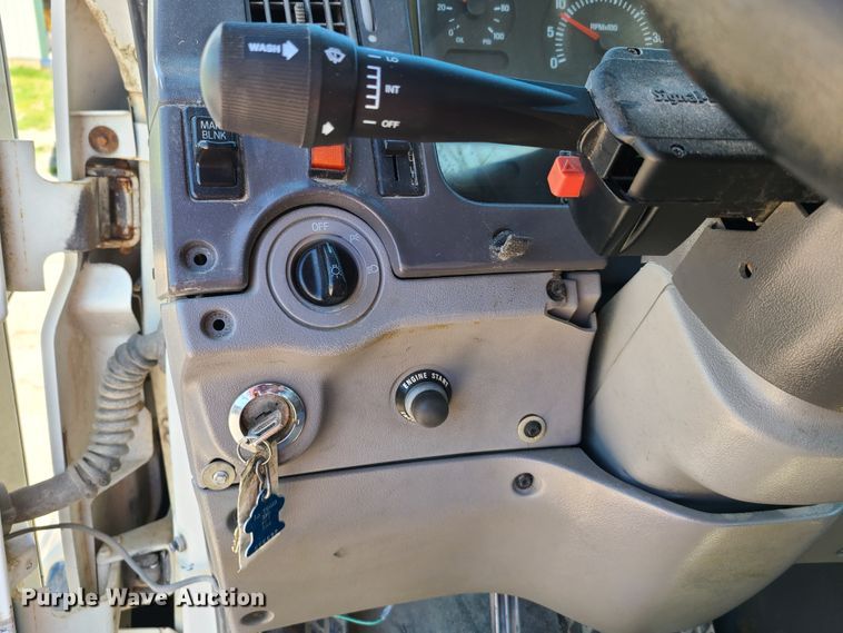 image for item GX9312 1999 Sterling A-Line  semi truck