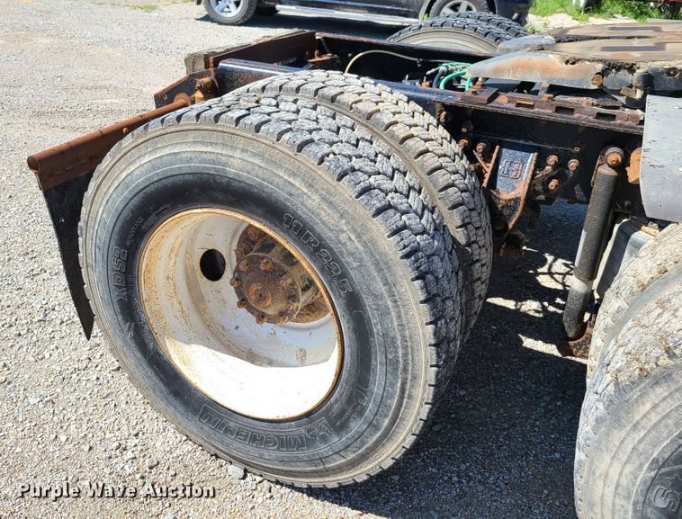 image for item GX9312 1999 Sterling A-Line  semi truck