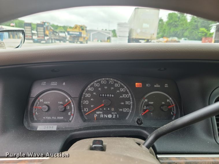 image for item GX9314 2000 Ford Crown Victoria