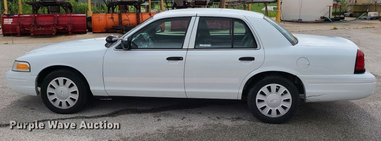 image for item GX9315 2007 Ford Crown Victoria Police Interceptor