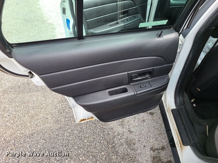 image for item GX9315 2007 Ford Crown Victoria Police Interceptor