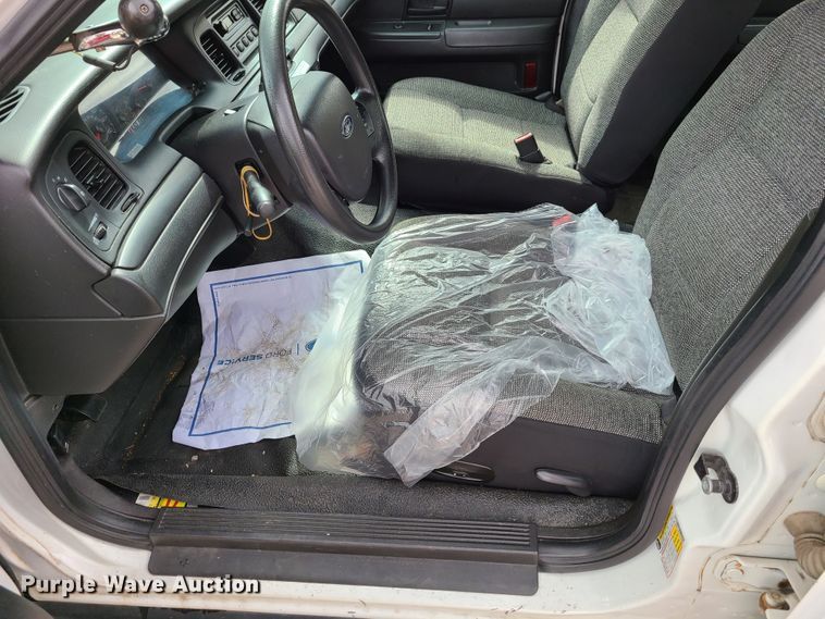 image for item GX9315 2007 Ford Crown Victoria Police Interceptor