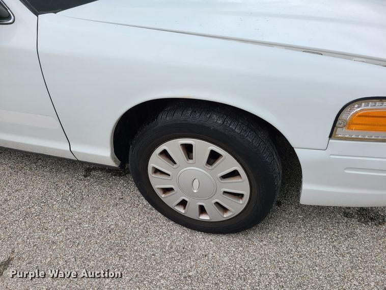 image for item GX9315 2007 Ford Crown Victoria Police Interceptor