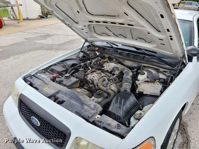 image for item GX9315 2007 Ford Crown Victoria Police Interceptor