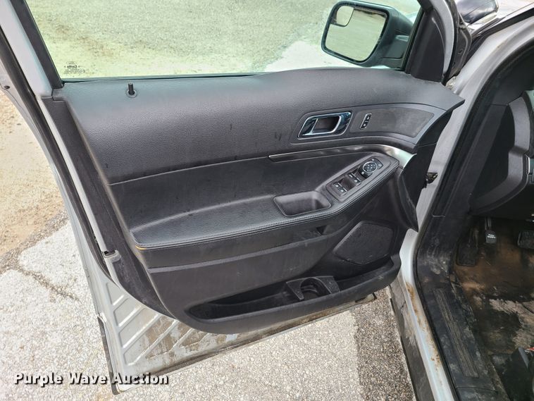 image for item GX9316 2015 Ford Explorer Police Interceptor  SUV