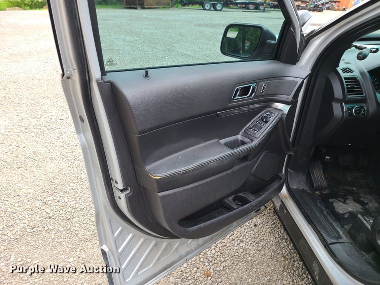 image for item GX9317 2013 Ford Explorer Police Interceptor  SUV