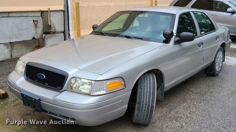 image for item GX9318 2008 Ford Crown Victoria Police Interceptor