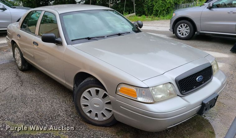 image for item GX9318 2008 Ford Crown Victoria Police Interceptor