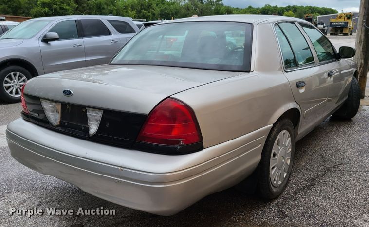 image for item GX9318 2008 Ford Crown Victoria Police Interceptor