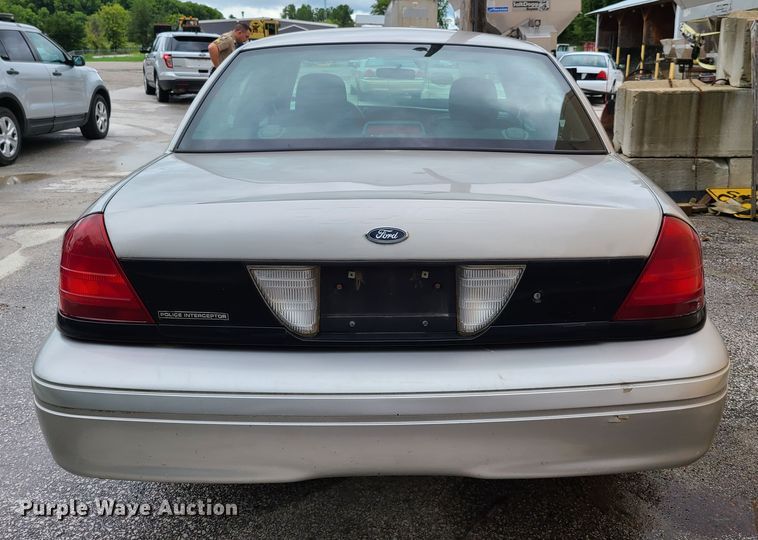 image for item GX9318 2008 Ford Crown Victoria Police Interceptor