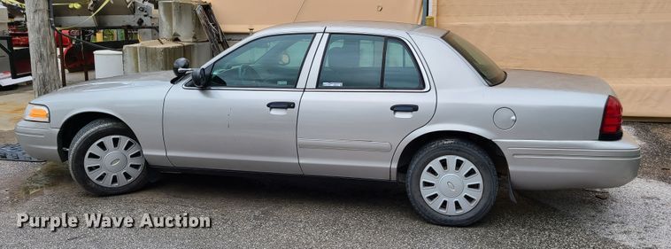 image for item GX9318 2008 Ford Crown Victoria Police Interceptor
