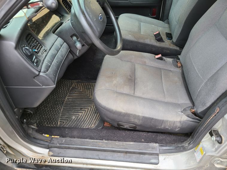 image for item GX9318 2008 Ford Crown Victoria Police Interceptor