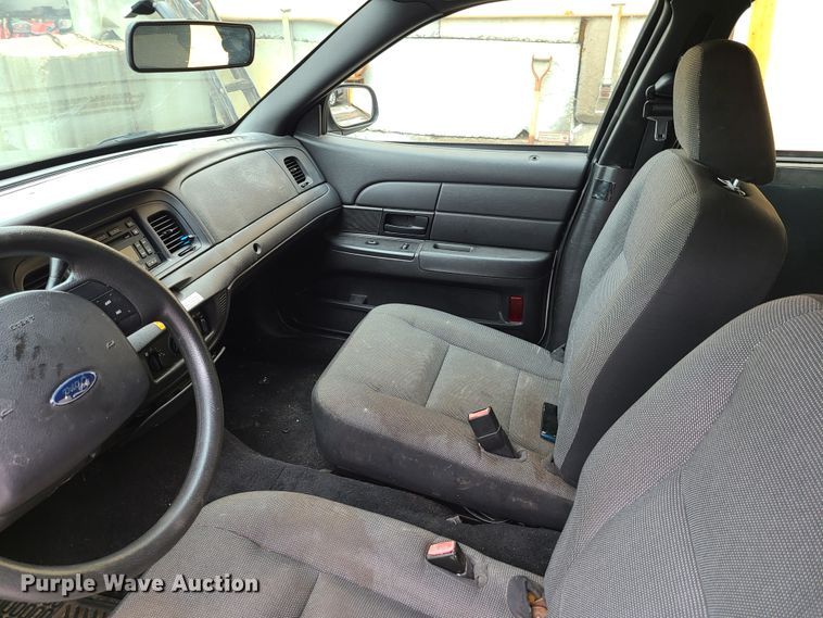 image for item GX9318 2008 Ford Crown Victoria Police Interceptor