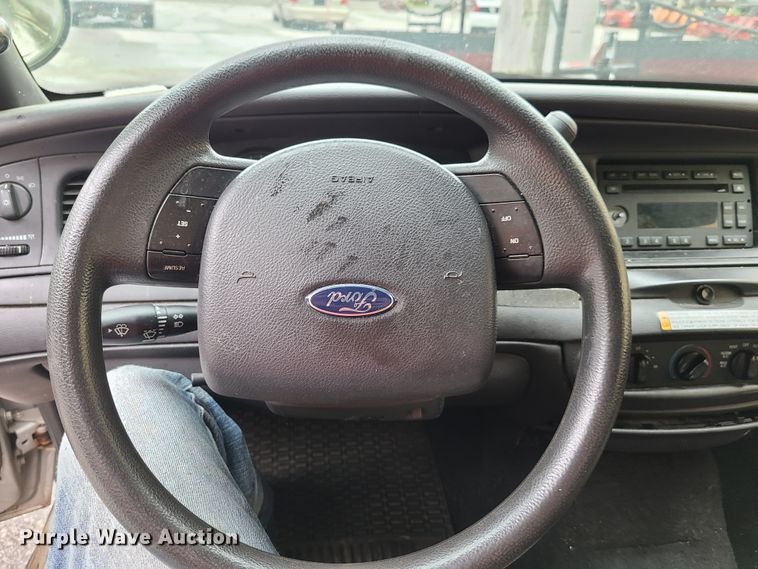 image for item GX9318 2008 Ford Crown Victoria Police Interceptor