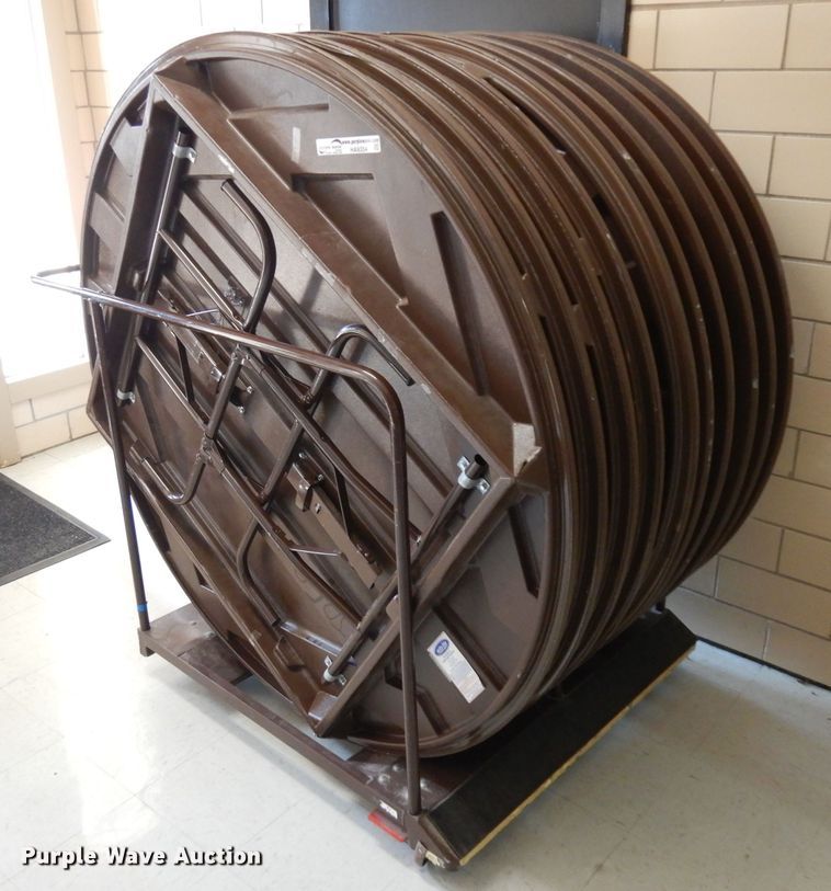 image for item HA9354 (10) folding round tables