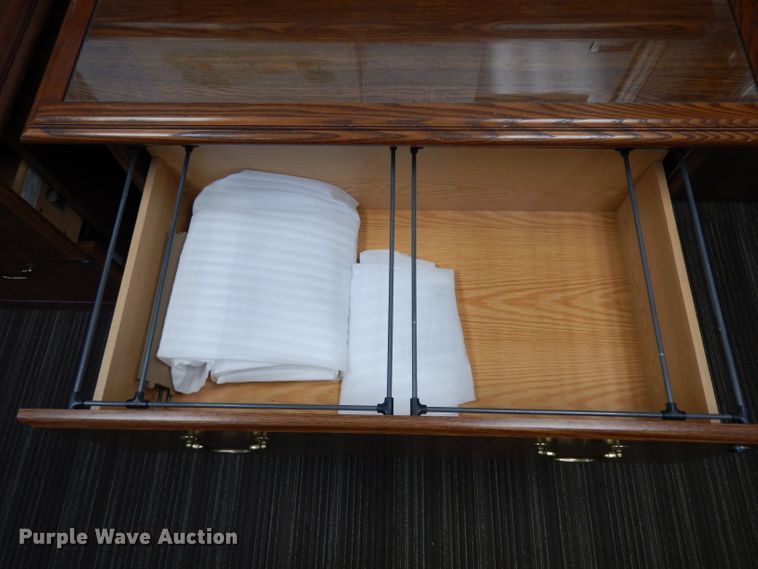 image for item HA9358 (2) wood file cabinets