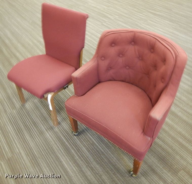 image for item HA9363 (4) chairs
