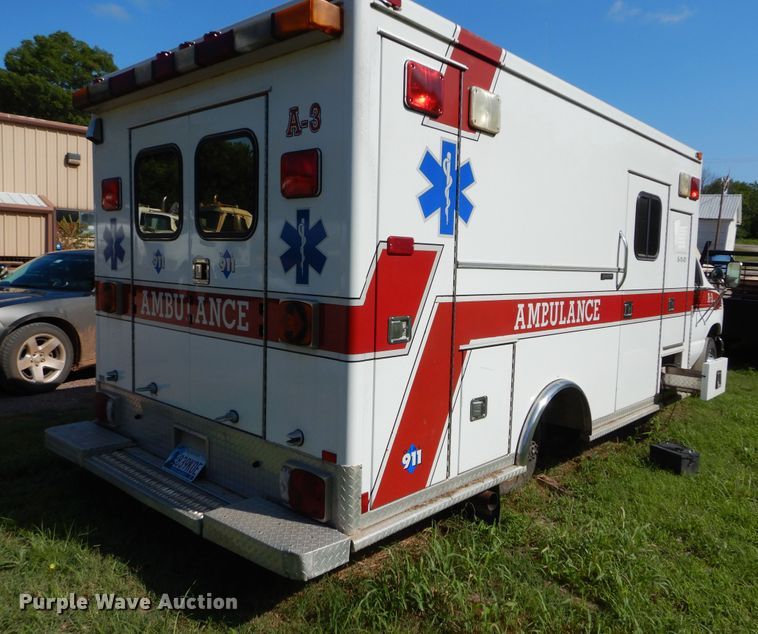 image for item HB9317 1995 Ford Econoline E350  ambulance