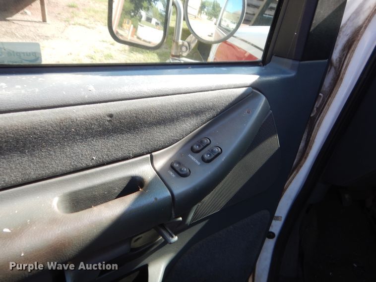 image for item HB9317 1995 Ford Econoline E350  ambulance