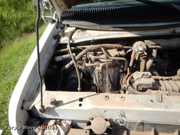 image for item HB9317 1995 Ford Econoline E350  ambulance