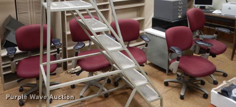 image for item HB9318 Furniture