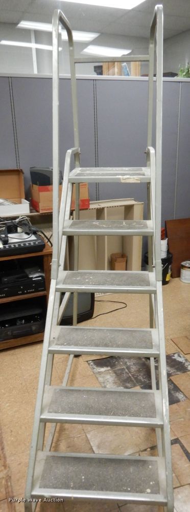 image for item HB9318 Furniture