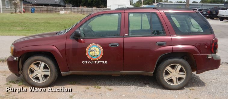 image for item HB9321 2004 Chevrolet TrailBlazer  SUV