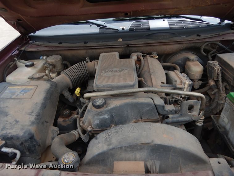 image for item HB9321 2004 Chevrolet TrailBlazer  SUV