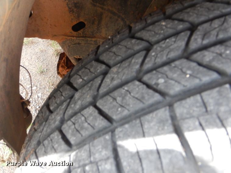 image for item HB9321 2004 Chevrolet TrailBlazer  SUV