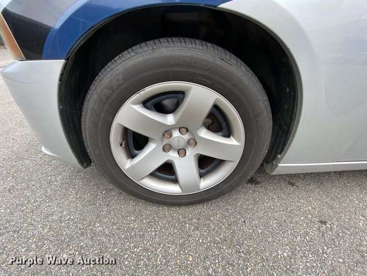 image for item HG9215 2012 Dodge Charger Police