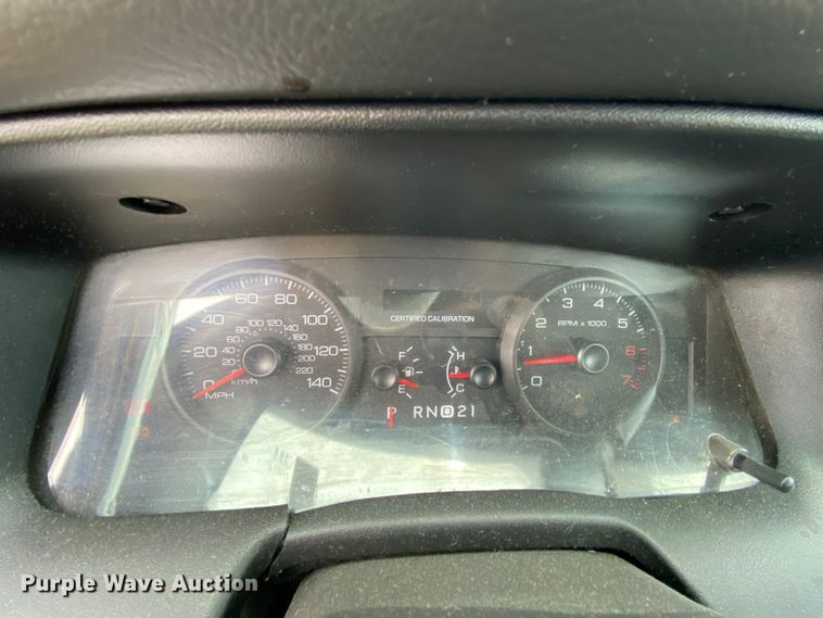 image for item HG9216 2009 Ford Crown Victoria Police Interceptor