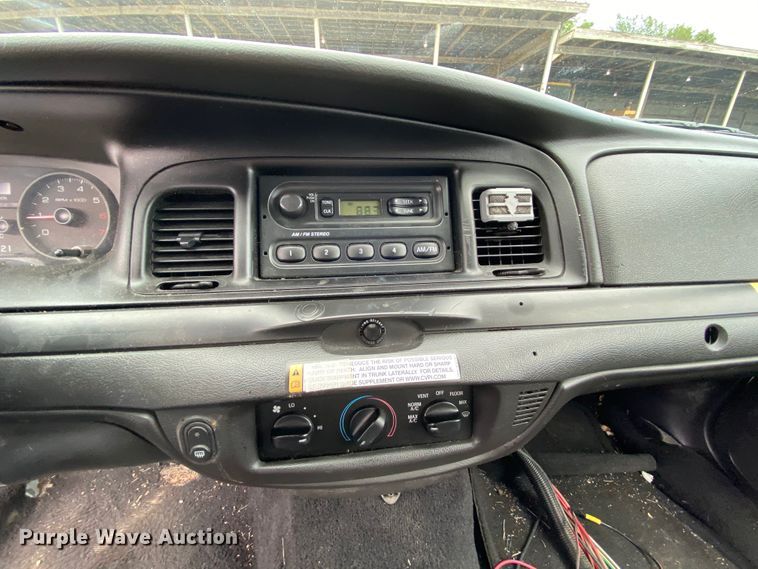 image for item HG9216 2009 Ford Crown Victoria Police Interceptor