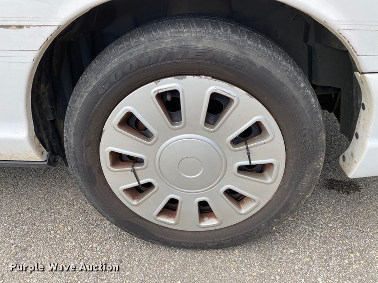 image for item HG9216 2009 Ford Crown Victoria Police Interceptor