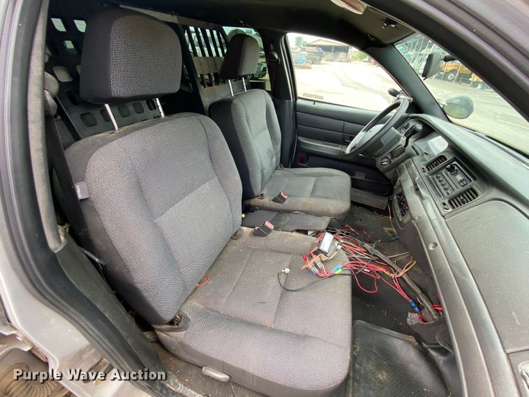 image for item HG9219 2005 Ford Crown Victoria Police Interceptor