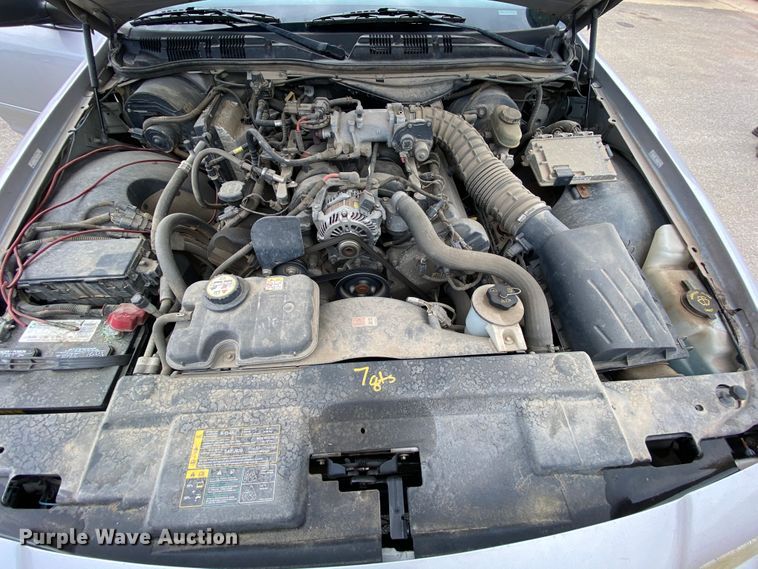 image for item HG9219 2005 Ford Crown Victoria Police Interceptor