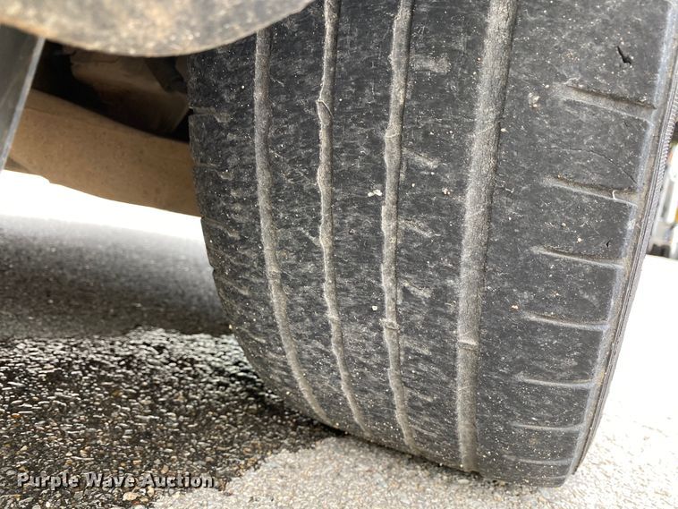 image for item HG9219 2005 Ford Crown Victoria Police Interceptor