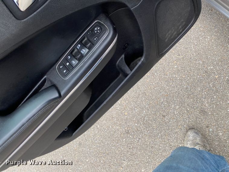 image for item HG9220 2011 Dodge Charger Police