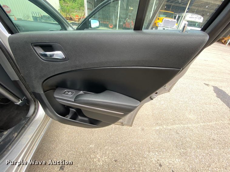 image for item HG9220 2011 Dodge Charger Police