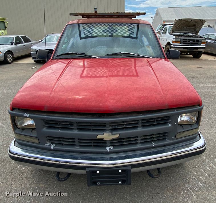 image for item HG9221 1997 Chevrolet Suburban K2500  SUV