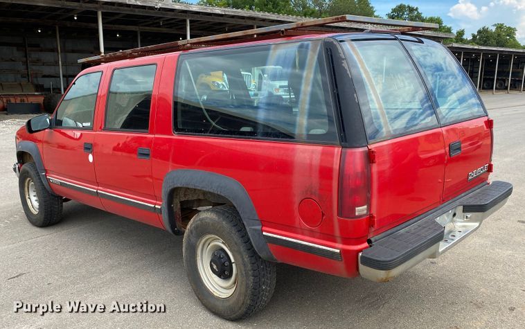 image for item HG9221 1997 Chevrolet Suburban K2500  SUV