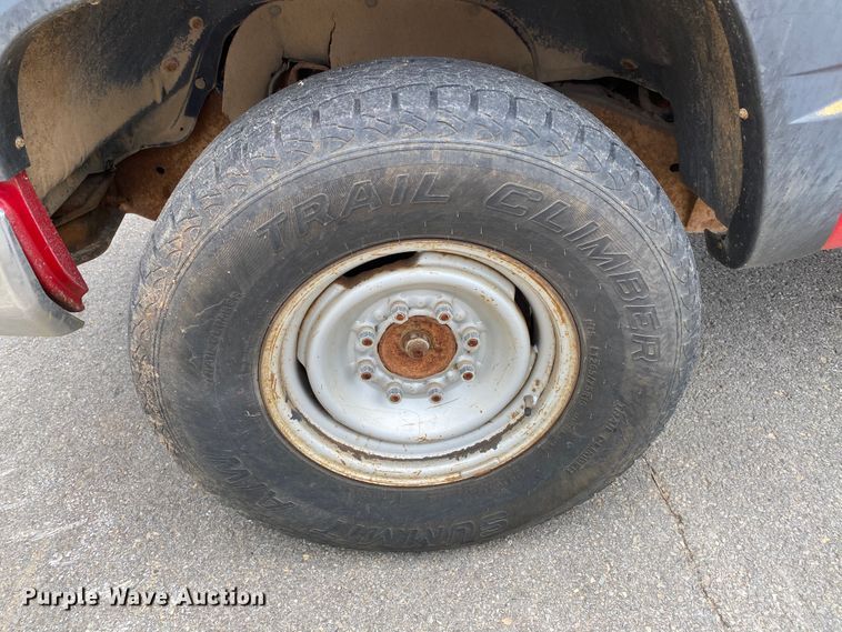 image for item HG9221 1997 Chevrolet Suburban K2500  SUV