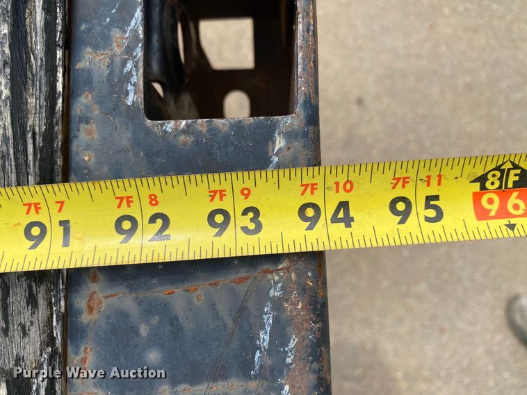 image for item HG9222 1995 Ford F450 Super Duty  flatbed truck