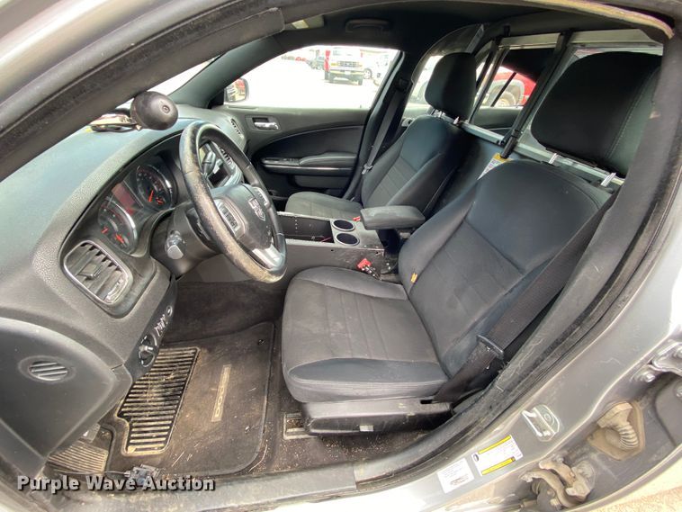 image for item HG9223 2011 Dodge Charger Police