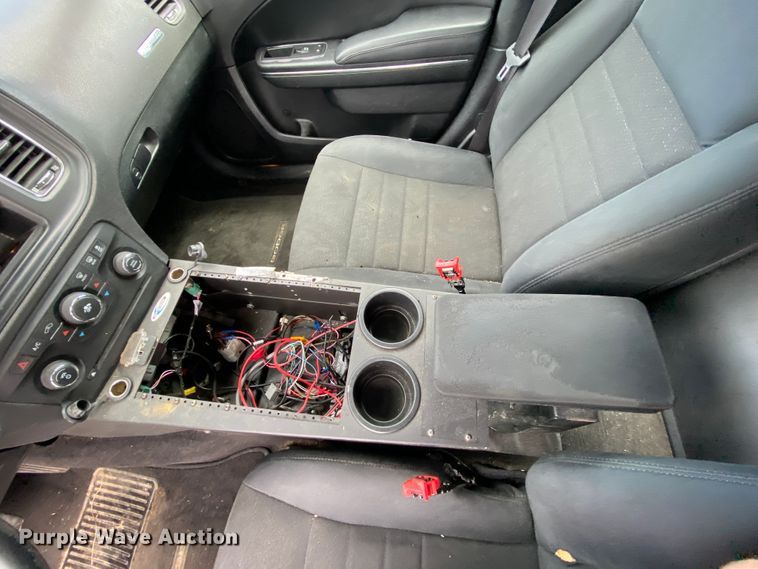 image for item HG9223 2011 Dodge Charger Police