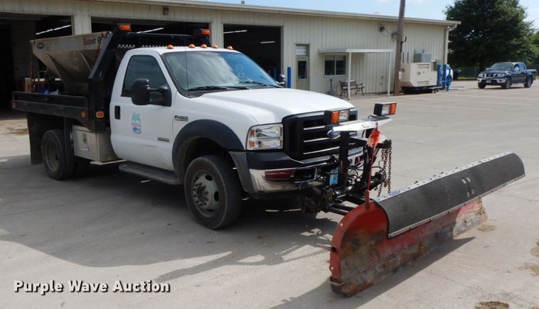 image for item HJ9511 2007 Ford F450 Super Duty XL  flat dump bed truck
