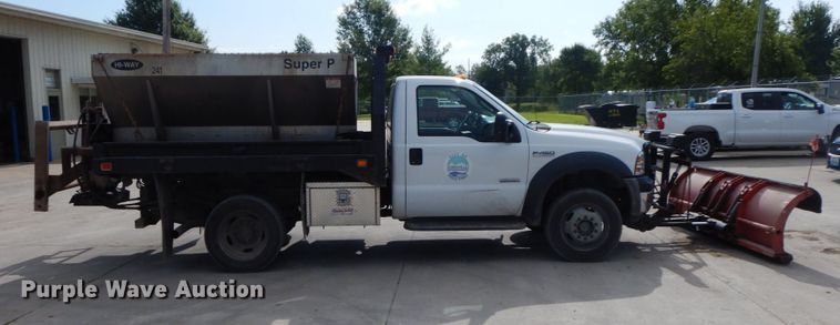 image for item HJ9511 2007 Ford F450 Super Duty XL  flat dump bed truck