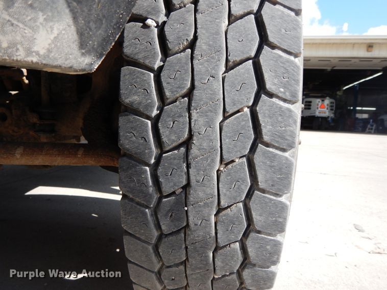 image for item HJ9511 2007 Ford F450 Super Duty XL  flat dump bed truck