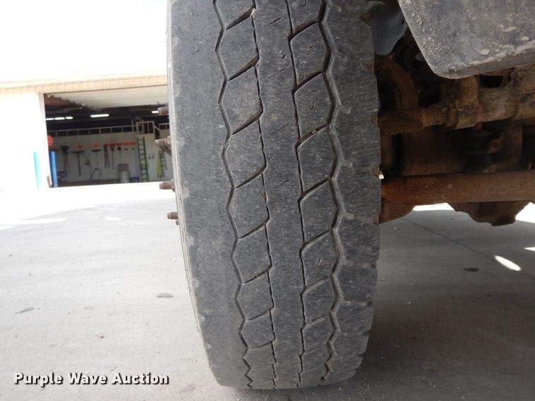 image for item HJ9511 2007 Ford F450 Super Duty XL  flat dump bed truck