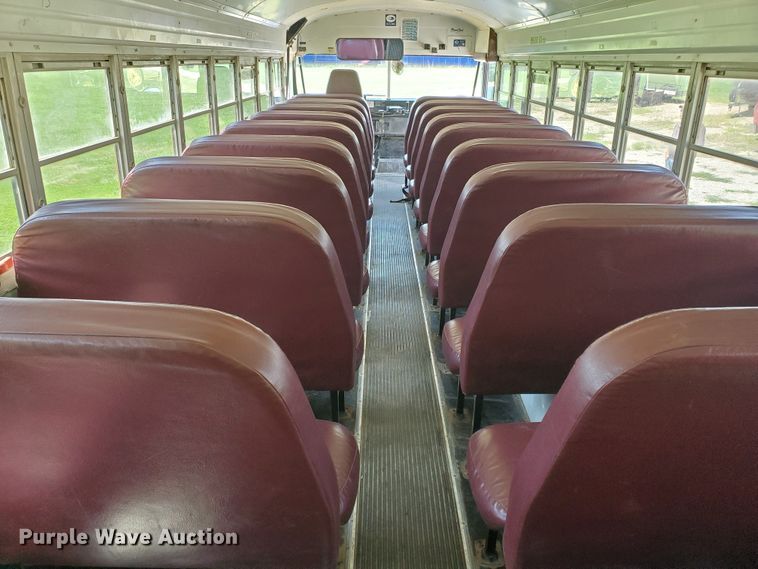 image for item HK9234 2002 Chevrolet Blue Bird  school bus