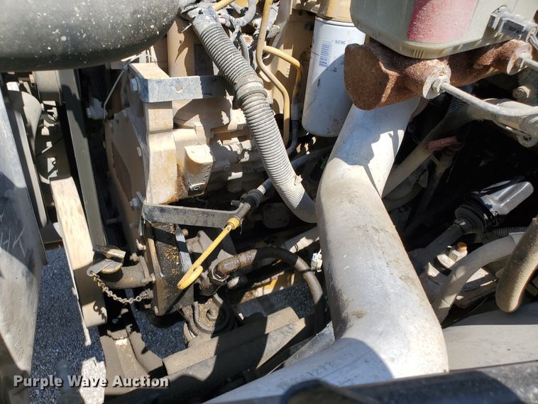 image for item HK9234 2002 Chevrolet Blue Bird  school bus